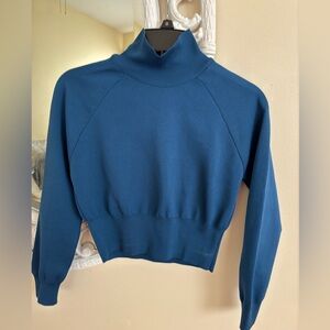 Zara NWT cropped sweater shirt for women